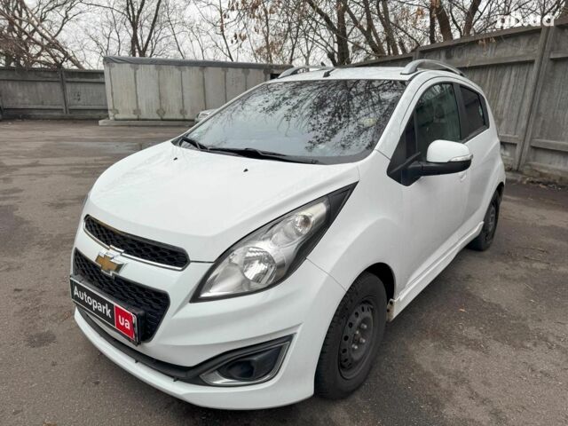 Білий Шевроле Спарк, об'ємом двигуна 1 л та пробігом 90 тис. км за 5190 $, фото 12 на Automoto.ua
