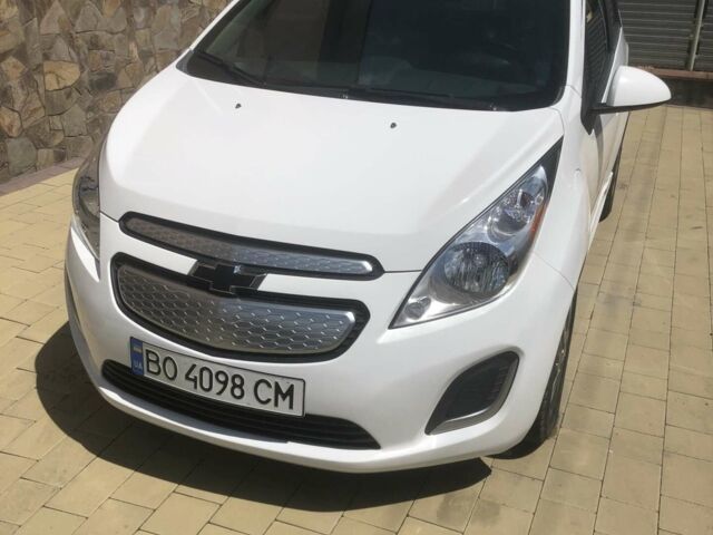 Білий Шевроле Спарк, об'ємом двигуна 0 л та пробігом 120 тис. км за 6700 $, фото 9 на Automoto.ua