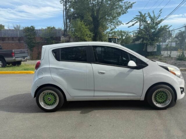 Білий Шевроле Спарк, об'ємом двигуна 1.2 л та пробігом 75 тис. км за 3700 $, фото 4 на Automoto.ua