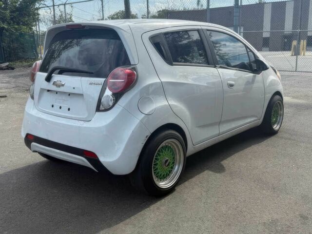 Білий Шевроле Спарк, об'ємом двигуна 1.2 л та пробігом 75 тис. км за 3700 $, фото 7 на Automoto.ua