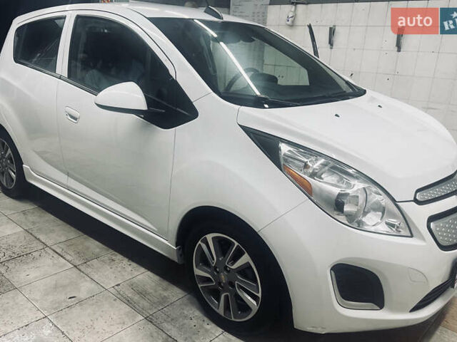 Білий Шевроле Спарк, об'ємом двигуна 0 л та пробігом 55 тис. км за 7700 $, фото 1 на Automoto.ua