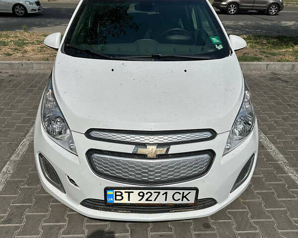 Білий Шевроле Спарк, об'ємом двигуна 0 л та пробігом 59 тис. км за 6900 $, фото 7 на Automoto.ua