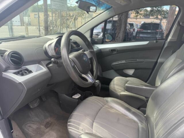 Білий Шевроле Спарк, об'ємом двигуна 1.2 л та пробігом 75 тис. км за 3700 $, фото 8 на Automoto.ua