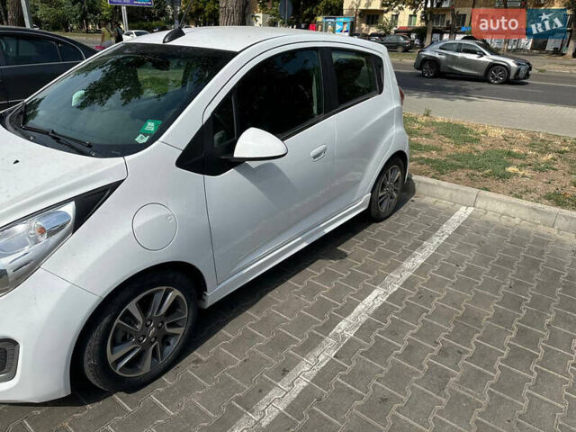 Білий Шевроле Спарк, об'ємом двигуна 0 л та пробігом 59 тис. км за 6900 $, фото 5 на Automoto.ua
