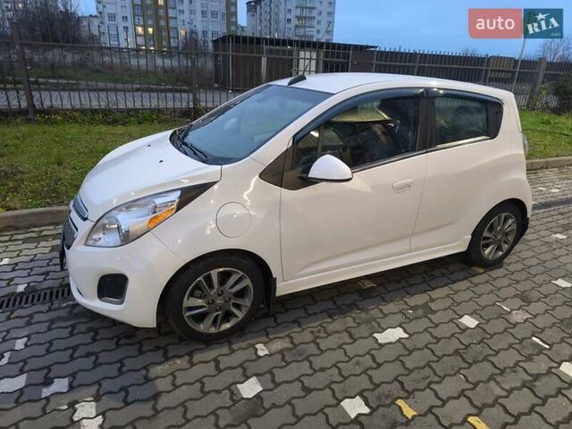 Белый Шевроле Спарк, объемом двигателя 0 л и пробегом 84 тыс. км за 6900 $, фото 7 на Automoto.ua