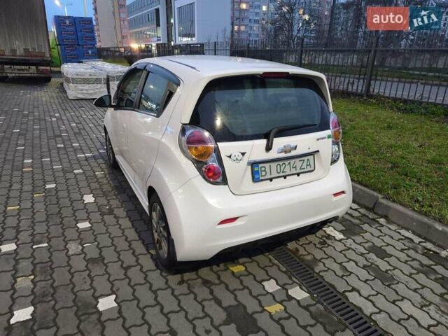 Белый Шевроле Спарк, объемом двигателя 0 л и пробегом 84 тыс. км за 6900 $, фото 12 на Automoto.ua