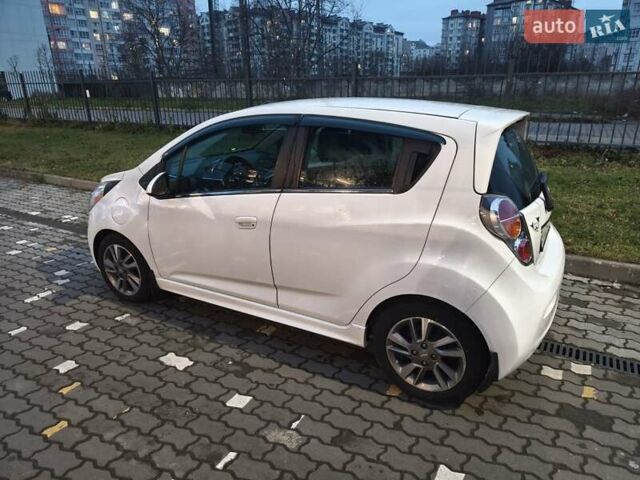 Белый Шевроле Спарк, объемом двигателя 0 л и пробегом 84 тыс. км за 6900 $, фото 9 на Automoto.ua
