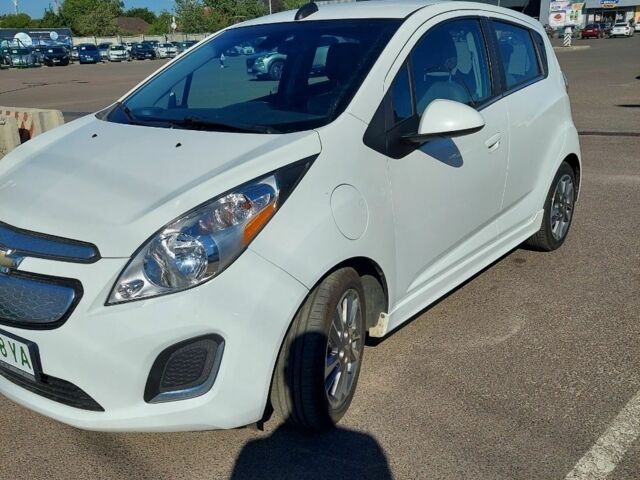 Білий Шевроле Спарк, об'ємом двигуна 0 л та пробігом 118 тис. км за 7499 $, фото 2 на Automoto.ua