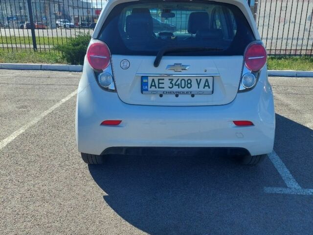 Білий Шевроле Спарк, об'ємом двигуна 0 л та пробігом 118 тис. км за 7499 $, фото 4 на Automoto.ua