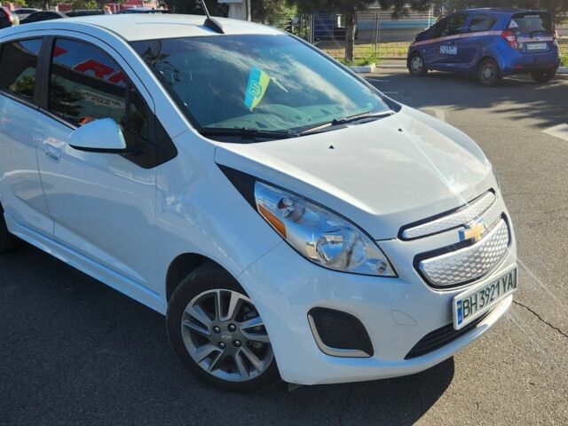 Шевроле Спарк 2016 в Одессе на Automoto.ua Белый Шевроле Спарк, объемом двигателя 0 л и пробегом 74 тыс. км за 7450 $, фото 4 на Automoto.ua