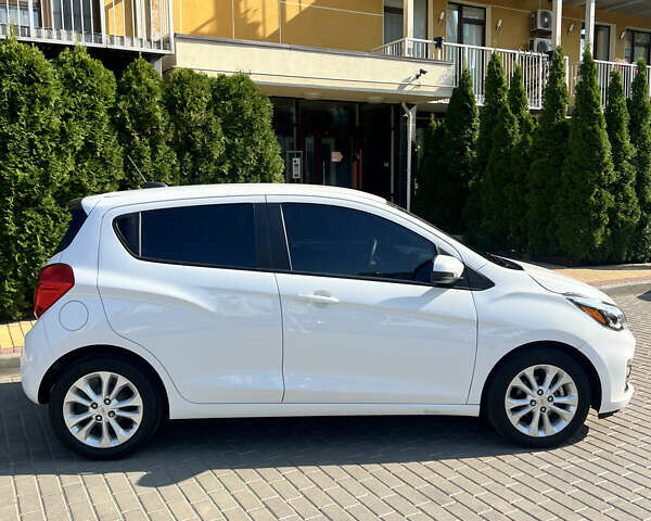 Білий Шевроле Спарк, об'ємом двигуна 1.4 л та пробігом 50 тис. км за 8500 $, фото 6 на Automoto.ua