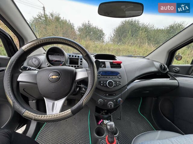 Черный Шевроле Спарк, объемом двигателя 1 л и пробегом 79 тыс. км за 4500 $, фото 11 на Automoto.ua