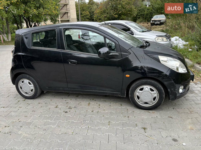 Черный Шевроле Спарк, объемом двигателя 1 л и пробегом 79 тыс. км за 4500 $, фото 3 на Automoto.ua