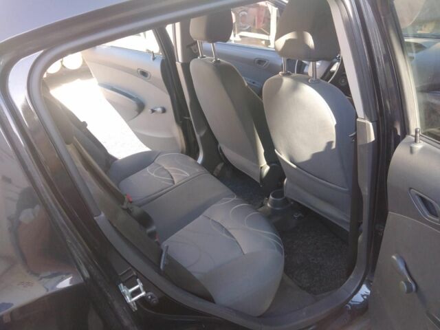 Черный Шевроле Спарк, объемом двигателя 1 л и пробегом 155 тыс. км за 4700 $, фото 7 на Automoto.ua