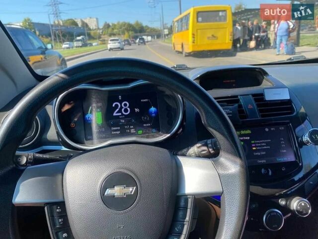 Черный Шевроле Спарк, объемом двигателя 0 л и пробегом 118 тыс. км за 7514 $, фото 12 на Automoto.ua