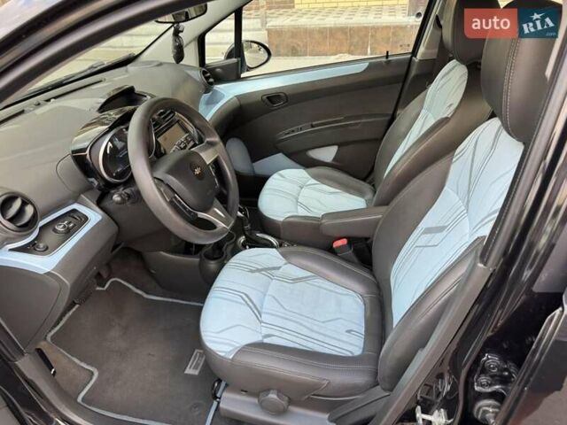Черный Шевроле Спарк, объемом двигателя 0 л и пробегом 106 тыс. км за 6500 $, фото 4 на Automoto.ua
