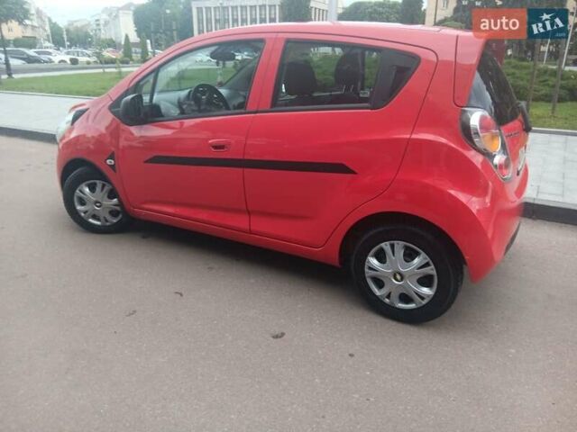 Красный Шевроле Спарк, объемом двигателя 1 л и пробегом 132 тыс. км за 3600 $, фото 12 на Automoto.ua