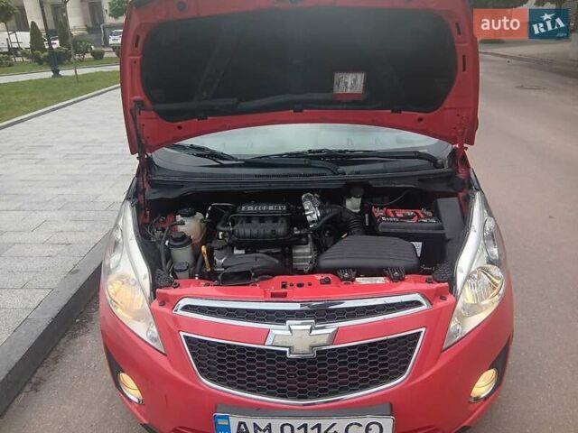 Красный Шевроле Спарк, объемом двигателя 1 л и пробегом 132 тыс. км за 3600 $, фото 24 на Automoto.ua