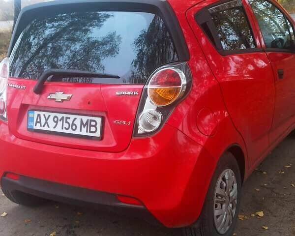 Шевроле Спарк 2010 у Червоноград на Automoto.ua Червоний Шевроле Спарк, об'ємом двигуна 1 л та пробігом 138 тис. км за 4200 $, фото 6 на Automoto.ua
