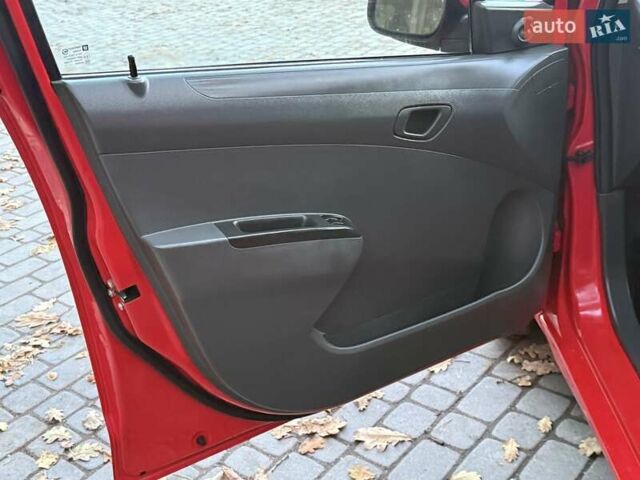 Красный Шевроле Спарк, объемом двигателя 1 л и пробегом 232 тыс. км за 3900 $, фото 33 на Automoto.ua