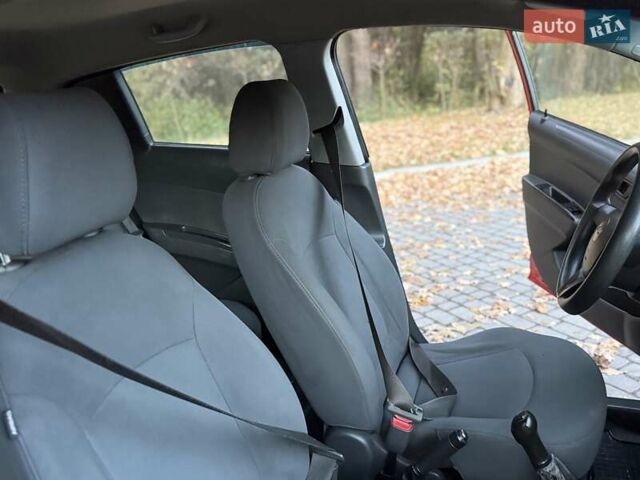 Красный Шевроле Спарк, объемом двигателя 1 л и пробегом 232 тыс. км за 3900 $, фото 46 на Automoto.ua