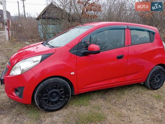 Красный Шевроле Спарк, объемом двигателя 0 л и пробегом 245 тыс. км за 3500 $, фото 13 на Automoto.ua
