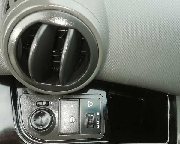 Червоний Шевроле Спарк, об'ємом двигуна 0.99 л та пробігом 126 тис. км за 5100 $, фото 17 на Automoto.ua