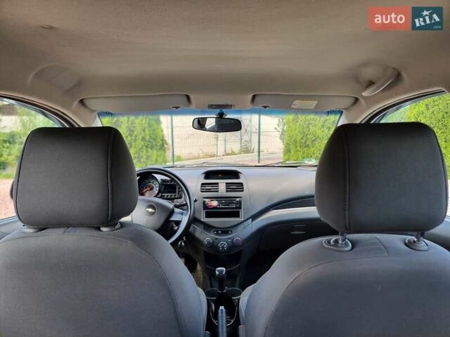 Красный Шевроле Спарк, объемом двигателя 1 л и пробегом 178 тыс. км за 4599 $, фото 35 на Automoto.ua