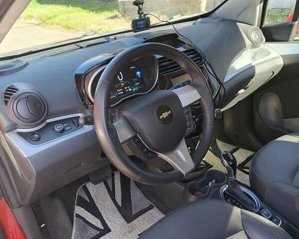 Красный Шевроле Спарк, объемом двигателя 0 л и пробегом 100 тыс. км за 6900 $, фото 13 на Automoto.ua