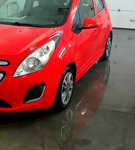 Красный Шевроле Спарк, объемом двигателя 0 л и пробегом 0 тыс. км за 7800 $, фото 2 на Automoto.ua