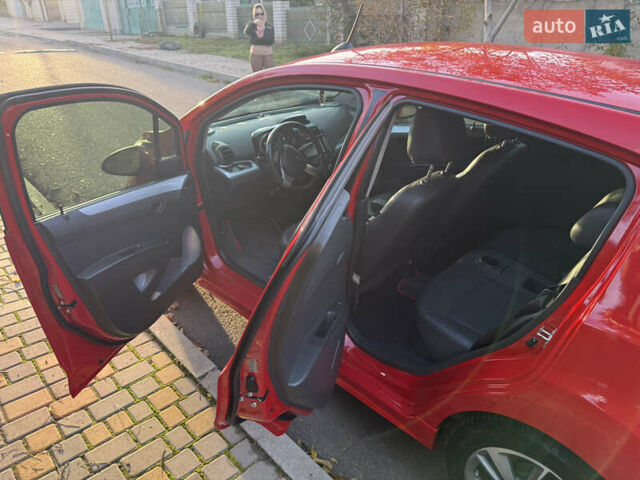 Шевроле Спарк 2015 в Одессе на Automoto.ua Красный Шевроле Спарк, объемом двигателя 0 л и пробегом 160 тыс. км за 7200 $, фото 5 на Automoto.ua