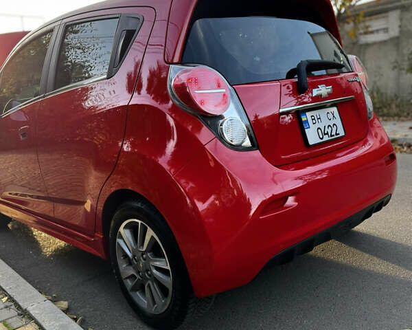 Шевроле Спарк 2015 в Одессе на Automoto.ua Красный Шевроле Спарк, объемом двигателя 0 л и пробегом 160 тыс. км за 7200 $, фото 1 на Automoto.ua