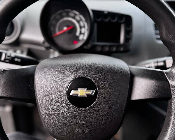 Шевроле Спарк, об'ємом двигуна 1 л та пробігом 143 тис. км за 3999 $, фото 12 на Automoto.ua