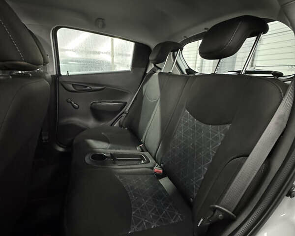 Шевроле Спарк, объемом двигателя 1.4 л и пробегом 88 тыс. км за 7000 $, фото 6 на Automoto.ua