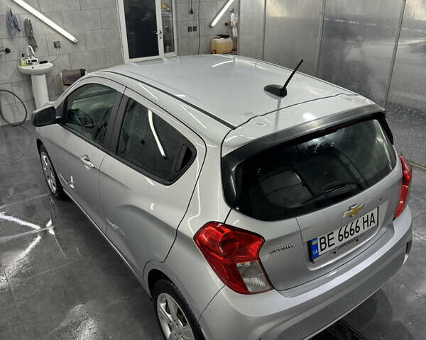 Шевроле Спарк, объемом двигателя 1.4 л и пробегом 88 тыс. км за 7000 $, фото 3 на Automoto.ua