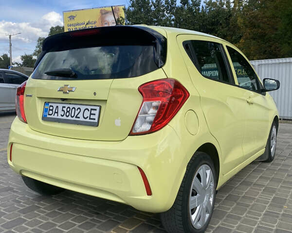 Жовтий Шевроле Спарк, об'ємом двигуна 1.4 л та пробігом 120 тис. км за 7200 $, фото 1 на Automoto.ua