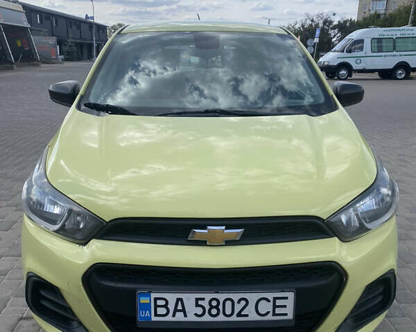 Жовтий Шевроле Спарк, об'ємом двигуна 1.4 л та пробігом 120 тис. км за 7200 $, фото 8 на Automoto.ua