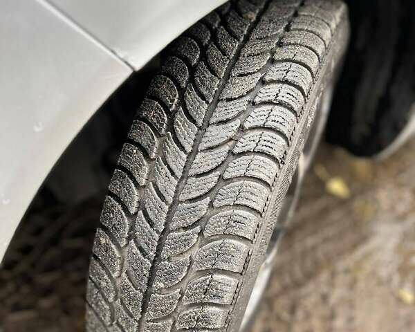 Серый Шевроле Спарк, объемом двигателя 1 л и пробегом 142 тыс. км за 3800 $, фото 3 на Automoto.ua