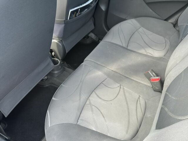 Серый Шевроле Спарк, объемом двигателя 1 л и пробегом 100 тыс. км за 4899 $, фото 6 на Automoto.ua