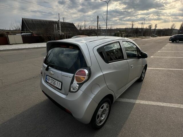 Серый Шевроле Спарк, объемом двигателя 1 л и пробегом 100 тыс. км за 4899 $, фото 3 на Automoto.ua