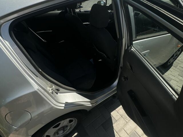 Серый Шевроле Спарк, объемом двигателя 1 л и пробегом 100 тыс. км за 4899 $, фото 12 на Automoto.ua