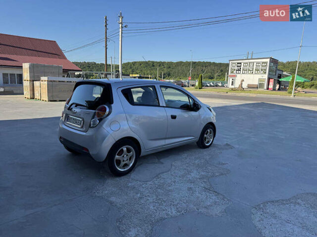 Серый Шевроле Спарк, объемом двигателя 1 л и пробегом 150 тыс. км за 4150 $, фото 10 на Automoto.ua