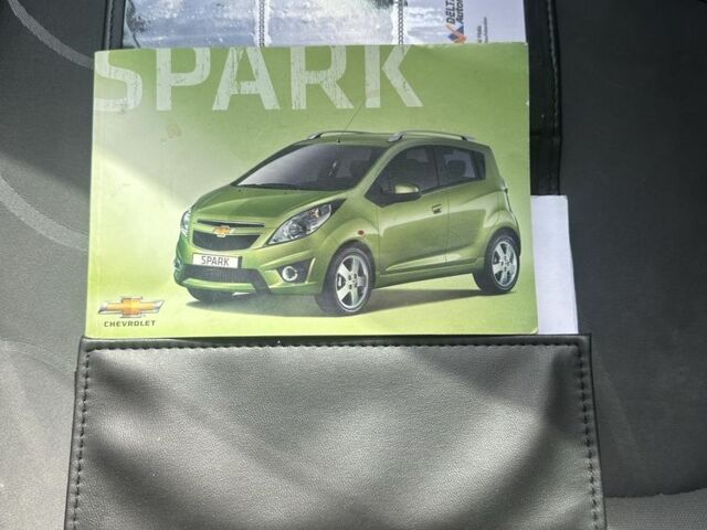 Серый Шевроле Спарк, объемом двигателя 1 л и пробегом 100 тыс. км за 4899 $, фото 7 на Automoto.ua