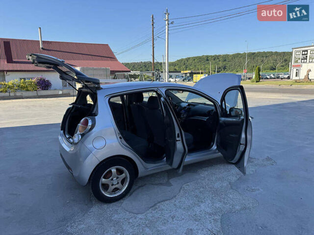 Серый Шевроле Спарк, объемом двигателя 1 л и пробегом 150 тыс. км за 4150 $, фото 32 на Automoto.ua