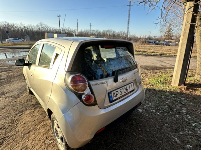 Сірий Шевроле Спарк, об'ємом двигуна 1 л та пробігом 102 тис. км за 4950 $, фото 1 на Automoto.ua