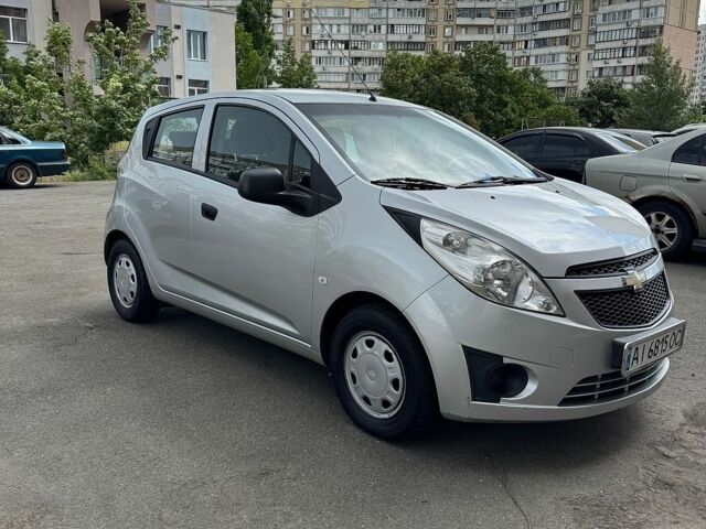 Сірий Шевроле Спарк, об'ємом двигуна 1 л та пробігом 222 тис. км за 4500 $, фото 2 на Automoto.ua
