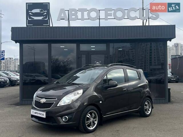 Сірий Шевроле Спарк, об'ємом двигуна 1.21 л та пробігом 93 тис. км за 6790 $, фото 3 на Automoto.ua