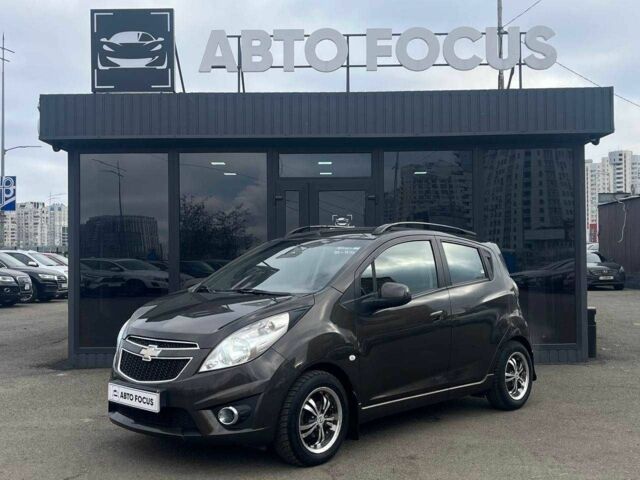 Серый Шевроле Спарк, объемом двигателя 1.2 л и пробегом 93 тыс. км за 5490 $, фото 3 на Automoto.ua