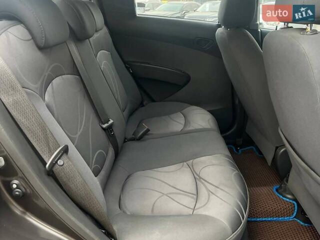 Сірий Шевроле Спарк, об'ємом двигуна 1.21 л та пробігом 93 тис. км за 6790 $, фото 10 на Automoto.ua