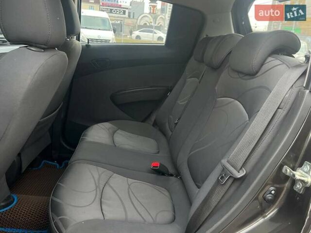 Сірий Шевроле Спарк, об'ємом двигуна 1.21 л та пробігом 93 тис. км за 6790 $, фото 9 на Automoto.ua